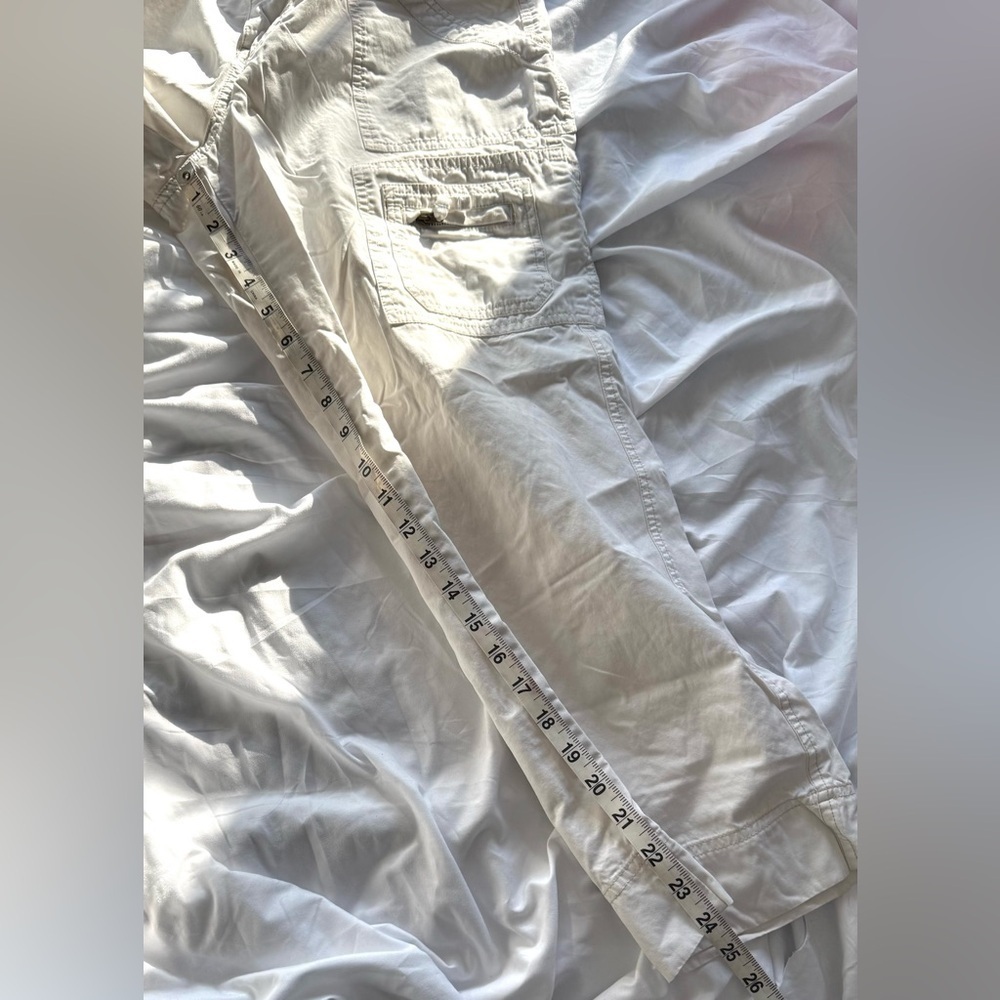 Old Navy Women’s White Cargo Pants Size 12 - Picture 7 of 9
